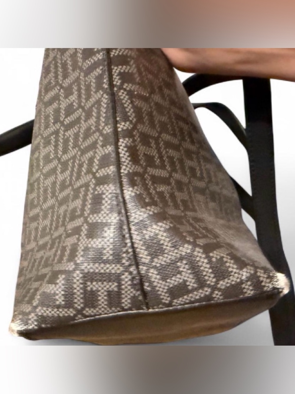 Tommy Hilfiger Brown Monogram Tote Bag with Gold Accent - Picture 6 of 8